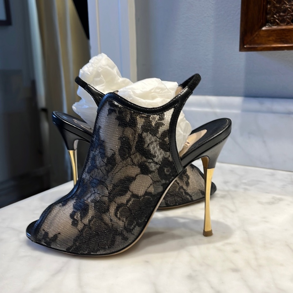 Nicholas Kirkwood Open Toe Lace Sling Back w/ Gold Heel